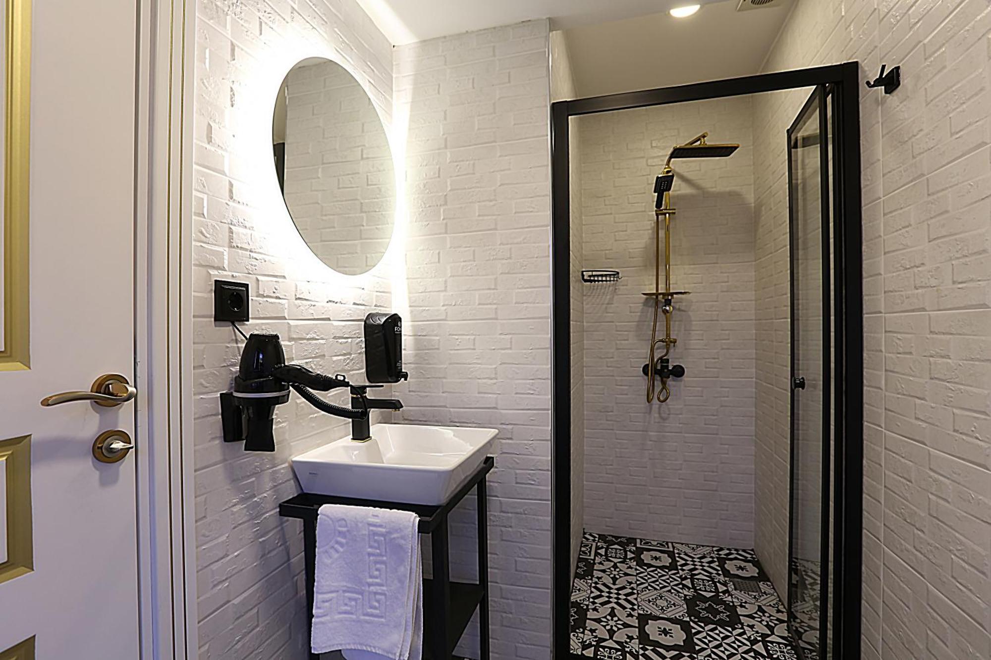 Istanbul Taksim Istiklal Street Kamil Hotel - Historical Room photo