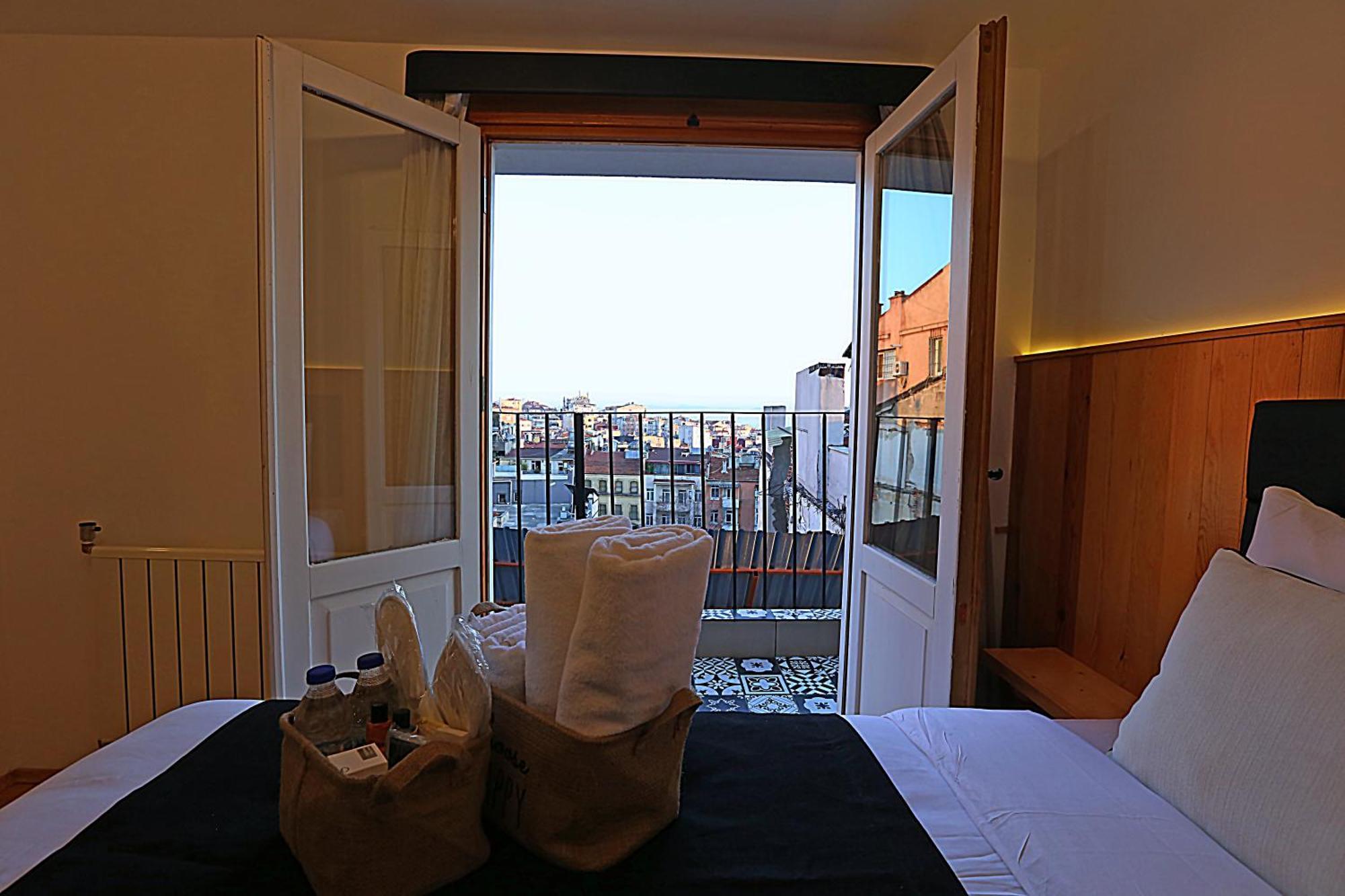 Istanbul Taksim Istiklal Street Kamil Hotel - Historical Room photo