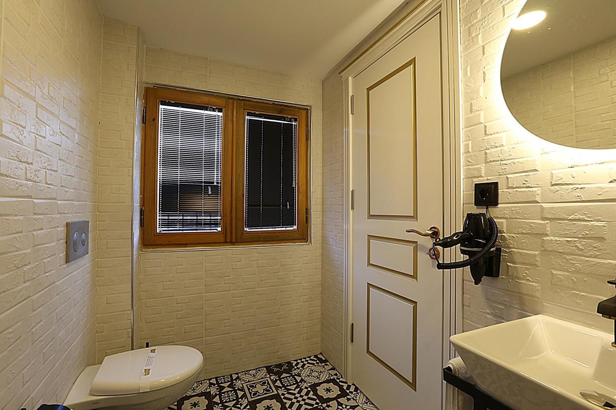 Istanbul Taksim Istiklal Street Kamil Hotel - Historical Room photo