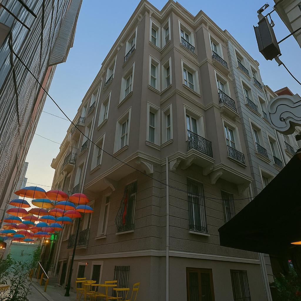 Istanbul Taksim Istiklal Street Kamil Hotel - Historical Exterior photo